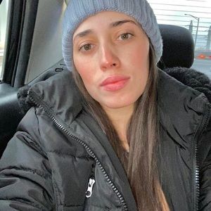 Meet your Posher, Mara